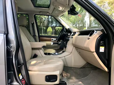 2016 LAND Rover LR4 — фото 11