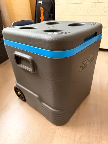 45L Cosmoplast Trolley Icebox Icechest Cooler w/ wheels