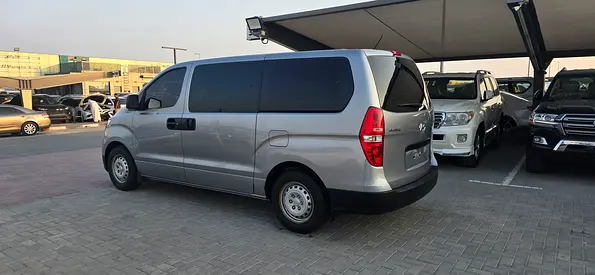 صورة 7 لـ 2019 Hyundai H1