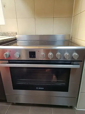 Bosch stainless steel electric range with oven - good condition