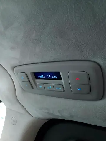 2025 Hyundai STARIA photo 16