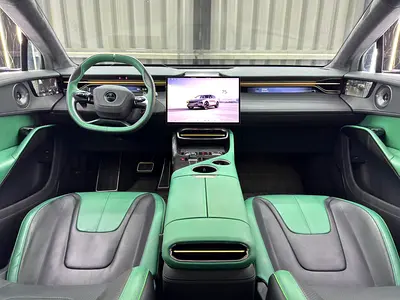 صورة 20 لـ 2025 Lotus ELETRE