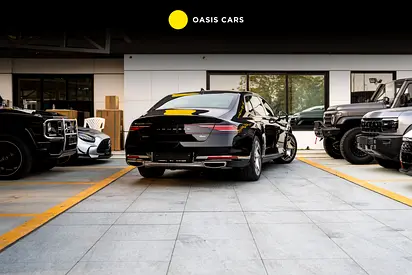 2023 Genesis G90 thumbnail 4