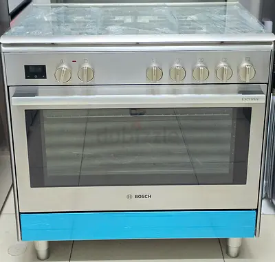 Bosch new model Series 8 Top Gas Oven Electric Cooker 90x60cm with dual fan Flawless Condition