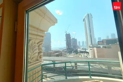 Bright Natural Light | Close To Metro Station