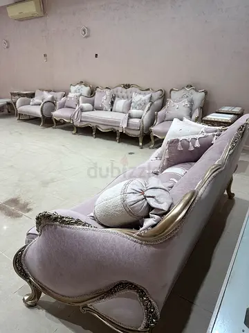 Light mauve classic 7-seater living room sofa set with carved wood frame