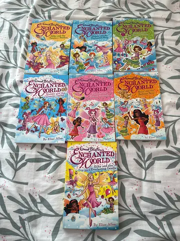 Set of 8 'Scary School for Girls' / Enchanted World children's chapter books - good condition