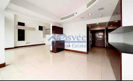 Luxury Duplex 3 Bedroom Apartment Available for Rent in Jumeirah living I World Trade Centre Residences
