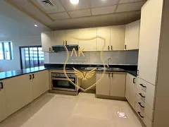 Spacious 2BR 1499 sqf | 3 Balconies | 3 Washrooms | Chiller Free | Maintenance Free | Laundry Room |