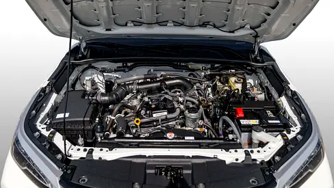 صورة 16 لـ 2025 Toyota FORTUNER