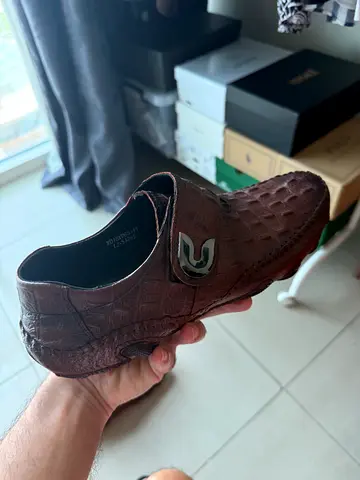 Brown men's leather dress shoes - crocodile pattern, size 43