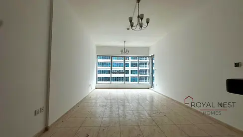 Spacious Apartment | Well Maintained Ready to Move