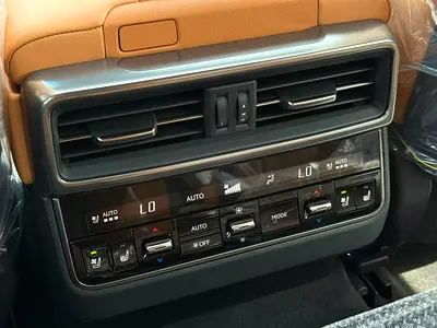 2026 Lexus LX-SERIES 缩略图 12