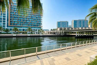 Stunning TH | Vacant | Prime Location