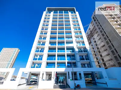 1BR Apartment | ELWISHY 2 | Semi-Furnished | Pool & Park View