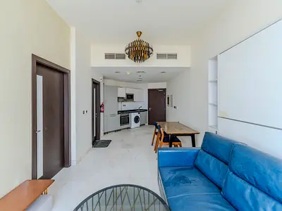 Elegant 1BR | Upgraded Interior | High Floor Unit