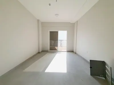 Brand new 1bhk with balcony and 2 washroom near to al zahia city center price 40k