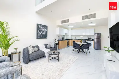 Beautiful 3 BHK | Direct Parking | Fully Furnished