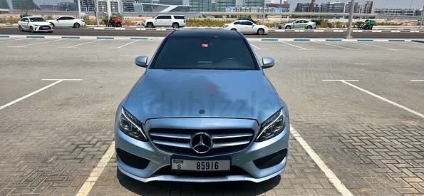 Mercedes Benz C200 GCC Excellent Condition Silver Blue Color