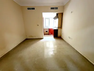 Separate kitchen studio full family only 18k