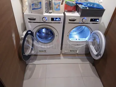 Siemens Washer and Dryer (Separate units) iQ700 latest model for sale. Usage: 6 to 12 months used. C