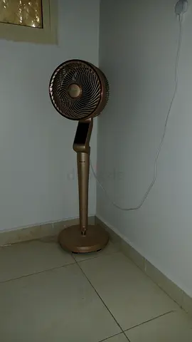 Standing Oscillating Pedestal Fan - Good Working Condition