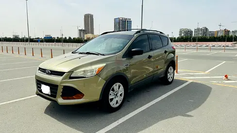 2014 Ford Escape SE GCC – Well Maintained