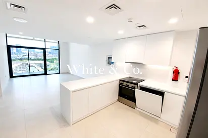 BRAND NEW | VILLA VIEWS | SPACIOUS LAYOUT