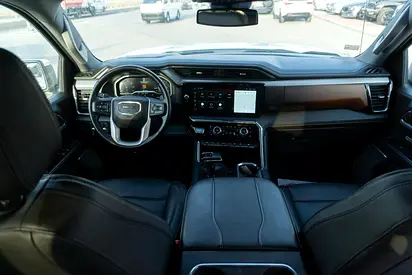 صورة 9 لـ 2023 GMC SIERRA