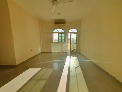 Amazing offer 2bhk with balcony and 2WASHROOM near yo madina shopping center price 42k
