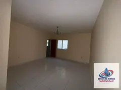 Villa in Al Rifaa, prime location near services: 3 BR, hall, big salon, maid's room, yard, 2-car par