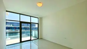 Perfect 3br+Maids! Chiller Included! Great Layout