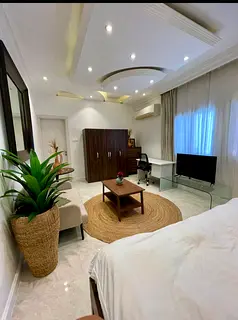 Independent Ensuite Master Room..Live By the Beach