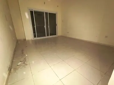 BIG SIZE STUDIO SEPARATE KITCHEN DINING AREA WITH BALCONY MUWAILEH SCHOOL ZONE FOR FAMILIES ONLY READY TO MOVE