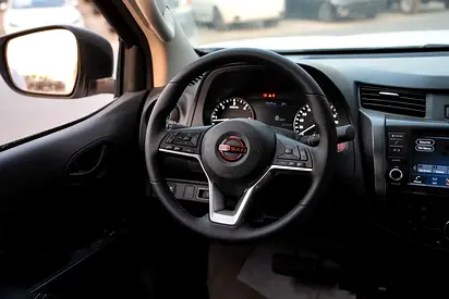 صورة 13 لـ 2025 Nissan NAVARA