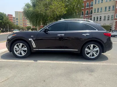 صورة 5 لـ 2017 Infiniti QX70