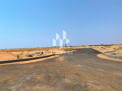 أرض سكنية للبيع في مشروع السحمة الشارقة مقابل الحديقة العامة جاهزة للبناء مباشرة وتملك حر للجنسيات العربية ومناسبة للسكن والاستثمار مستقبلاً