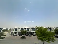 FOR SALE | MID UNIT | B2B | QUICK IN OUT | 3 BED
