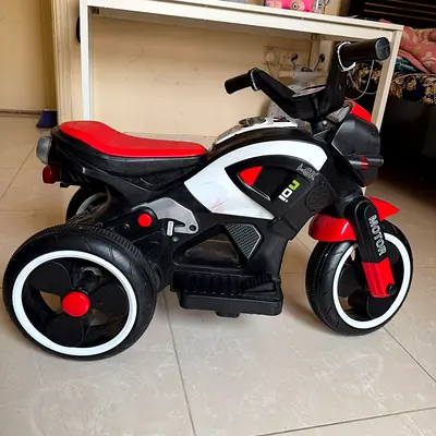 Kids 3-Wheel Ride-On Motorcycle - Red & Black, Good Condition