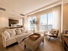 Exceptional Upgrades | Vacant 2 Bed + Study