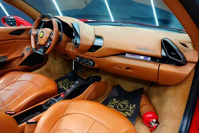 2017 Ferrari 488 — миниатюра 8
