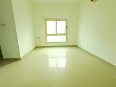 READY TO MOVE VERY NICE 1BEDROOM APARTMENT AVAILABLE