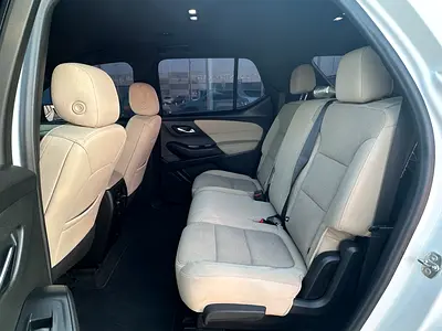 2022 Chevrolet TRAVERSE — миниатюра 7