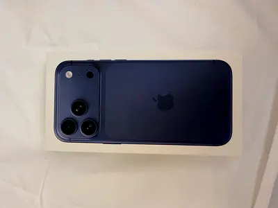 Iphone 17 pro max deep blue 512GB