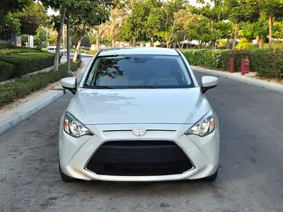2019 Toyota YARIS — фото 2