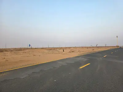 للبيع 3 قطعه ارض صناعي بالمدينة القاسميه المرحله ( الرابعة ) .