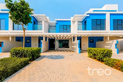 Mortgageable | Landscaped | Close to Pool