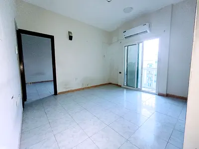 Spacious 1bhk with balcony close to road in muwaileh