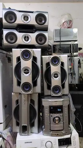 Used Home Audio Speaker System with Amplifier - 5.1 Style Stack