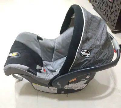 Chicco Infant Car Seat - Good Condition